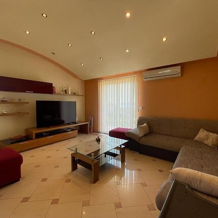 Apartment Edita Plano Trogir Екстер'єр фото