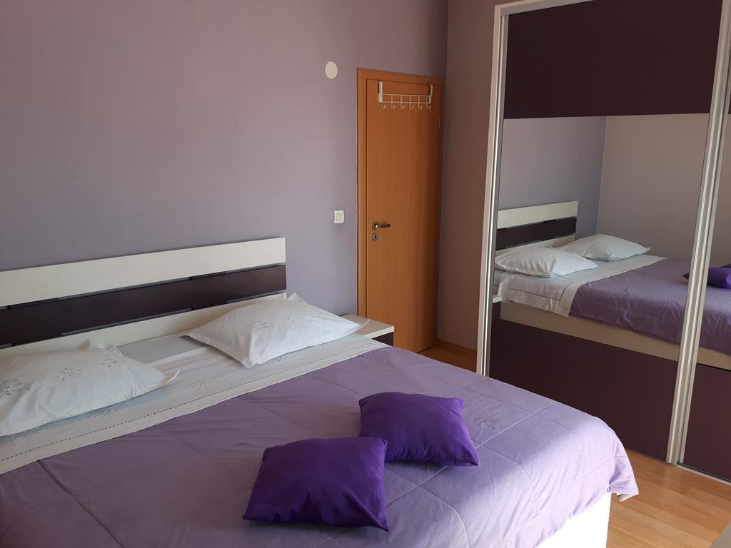 Apartment Edita Plano Trogir Екстер'єр фото